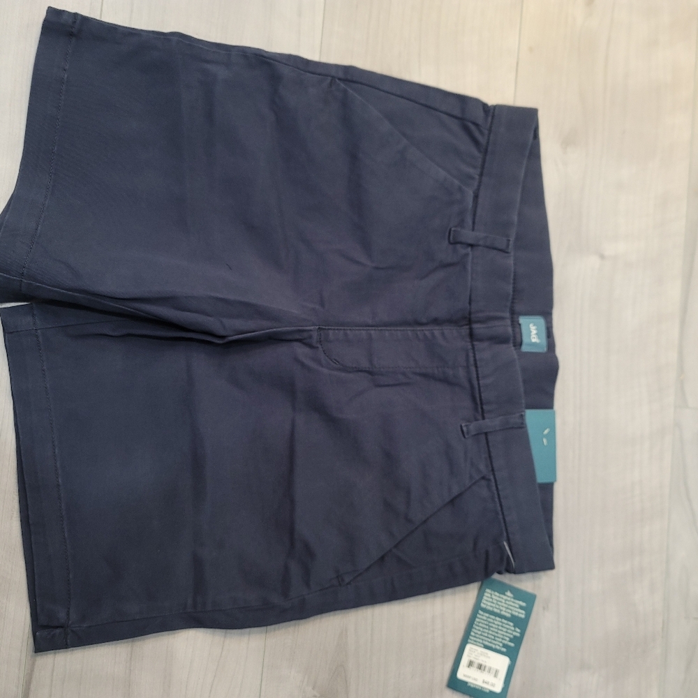 Jag mid rise shorts